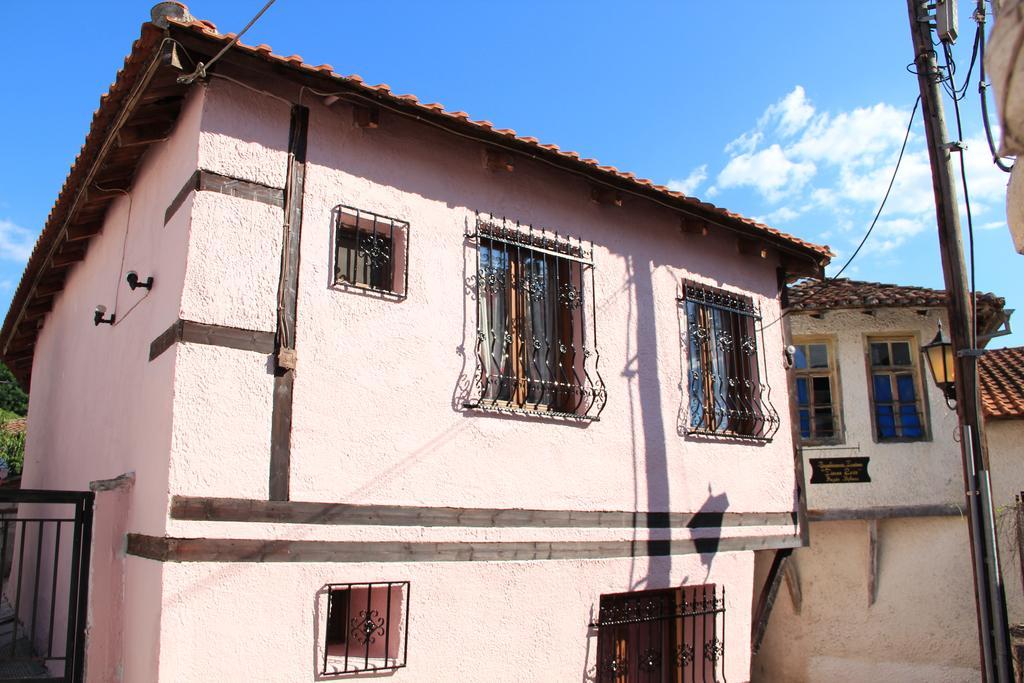 Guesthouse Xenios Zeus Stavroúpolis Rom bilde