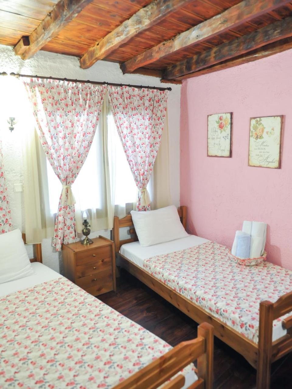 Guesthouse Xenios Zeus Stavroúpolis Eksteriør bilde