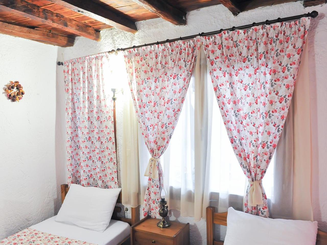 Guesthouse Xenios Zeus Stavroúpolis Eksteriør bilde
